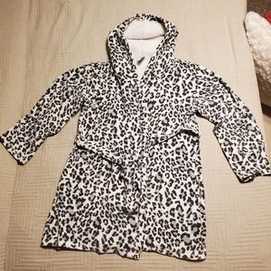 Hooded Robe w/Pockets